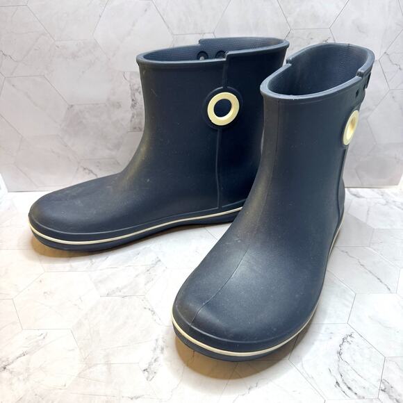 Crocs Jaunt Shorty Womens Sz 10 Navy Blue Boots Waterproof Shoes Rain Snow EUC - Picture 1 of 10